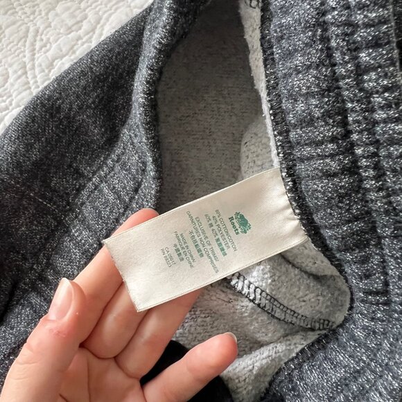 Roots Men's Classic Fit Organic Original Black Pepper Sweatpant Size Medium - Picture 4 of 10